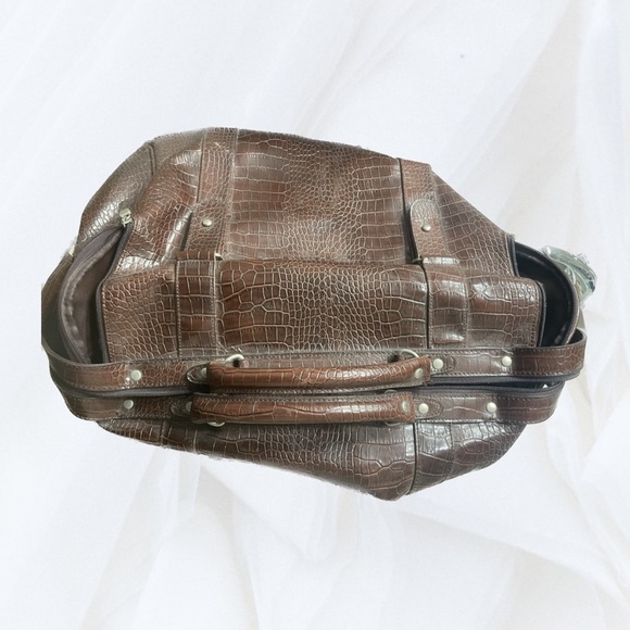 Leather Travel Duffle Bag - Picture 3 of 5